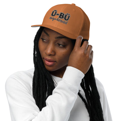 Ū-BÜ Closed-Back Trucker Cap - Red, Black + Green